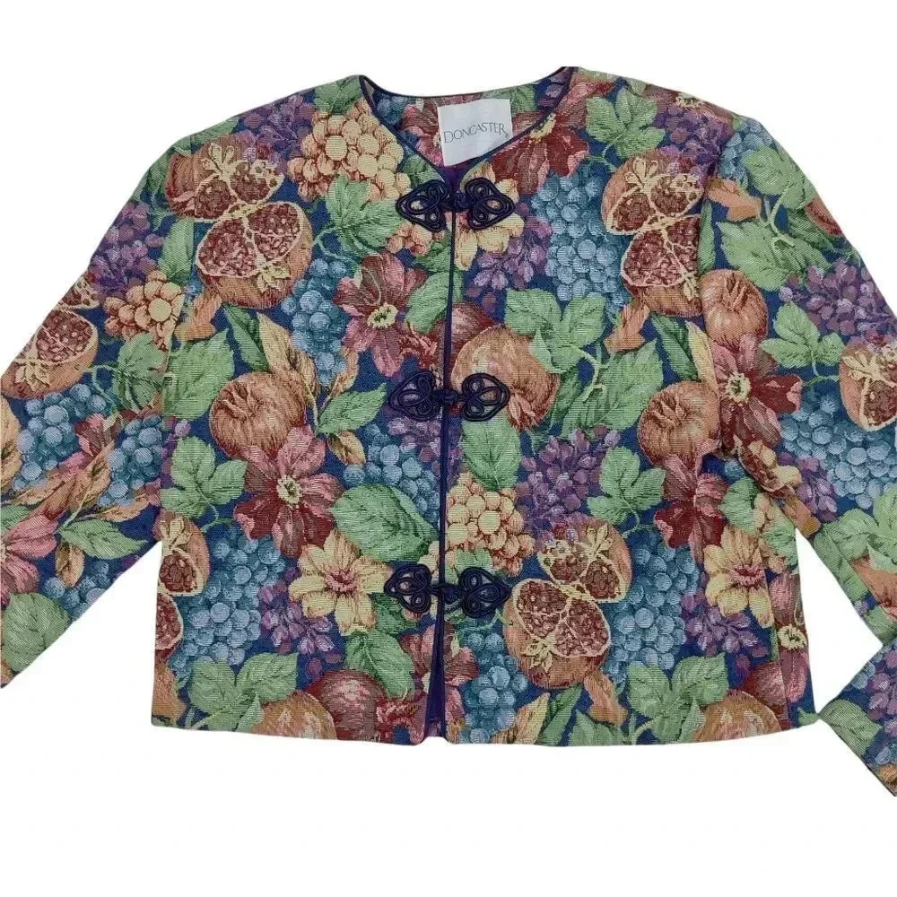 Doncaster fruit basket jacquard cropped vintage blazer with grapes & pomegranate